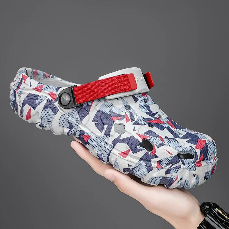 New Men's Clogs Slippers Sandal Men Garden Shoes Flat Camouflage Sandals Male Sneakers Outdoor Flip Flops Home Clogs