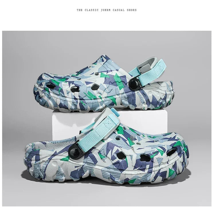 New Men's Clogs Slippers Sandal Men Garden Shoes Flat Camouflage Sandals Male Sneakers Outdoor Flip Flops Home Clogs