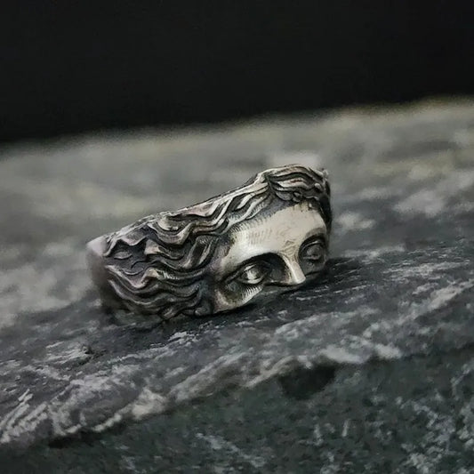 Creative Venus Mask Ring